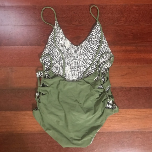 ✖️ SOLD ✖️ ACACIA PALM FLORENCE - Picture 2 of 2